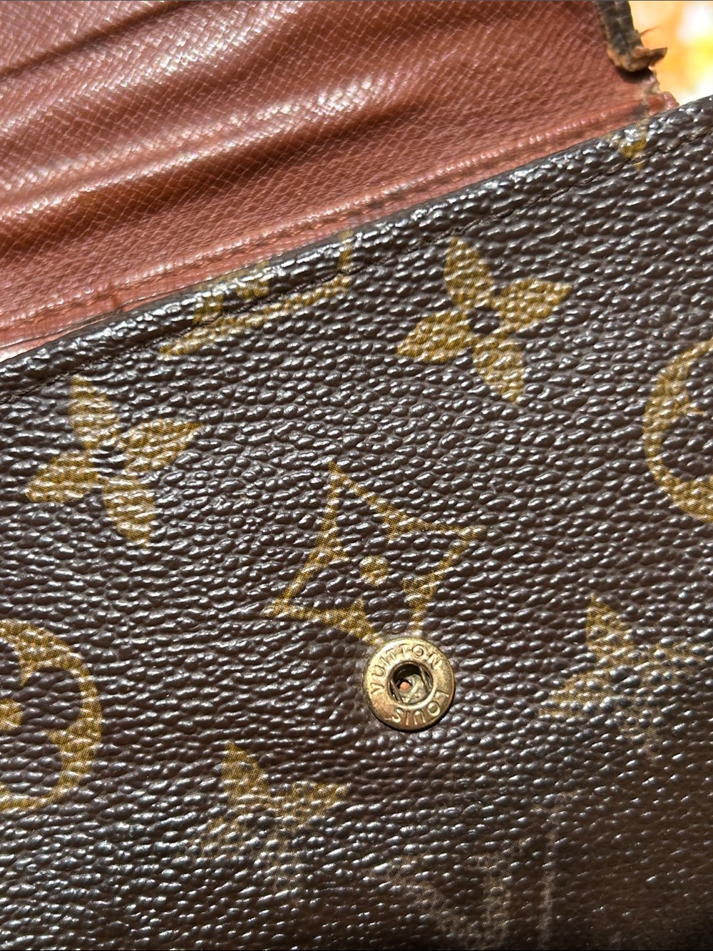 Louis Vuitton Tri-fold Wallet COA Included - Picture 15 of 16